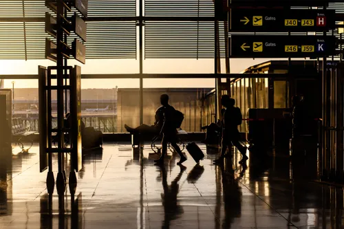 Asian Tourists Tighten Budgets, Shift to Short-Haul Flights for Nearby Travel