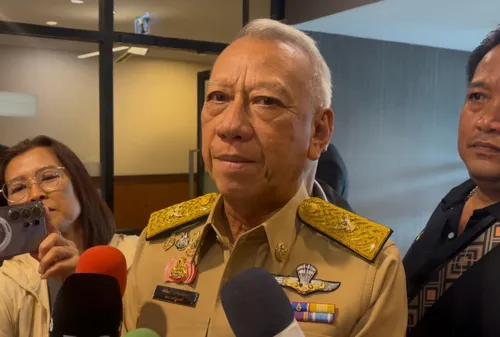 Watch: Anuthín Grants Píphat Authority to Propose New Major Development Commission at Cabinet; Orders Study of New Deep-Sea Port in Songkhla