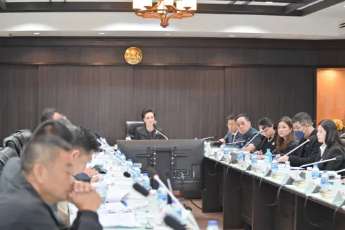 Ministry of Commerce Extends Feed Corn Purchase Price Through August 31, 2025; Deputy PM Supachai Orders Cost Review Before Price Adjustment—Plans System-Wide Reform