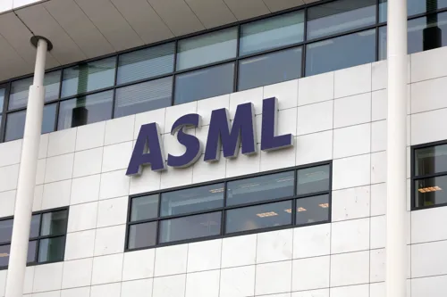 ASML draws Samsung, TSMC to next-gen EUV machines