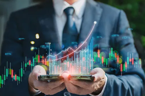 Stock Exchange Courts 4 Major Companies for Thai Listing: LINE MAN Wongnai, CJ MORE, ThaiBev, and Central REIT