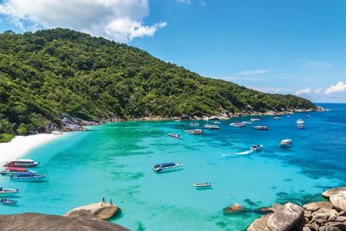 Private Sector Backs "Thailand Travel Thailand Plus" Programme, Proposes Relaxing Hotel Licensing Requirements to Boost Local Economies