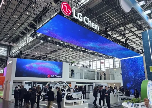 LG teams up with Nvidia on AI robots and factories