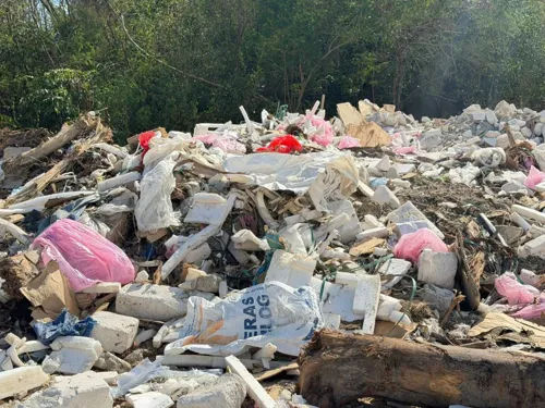 Natural Resources Ministry Inspects Illegal Dumping of 20 Tonnes of Waste from Ban Chang Data Center Construction Project; Orders Removal within 7 Days