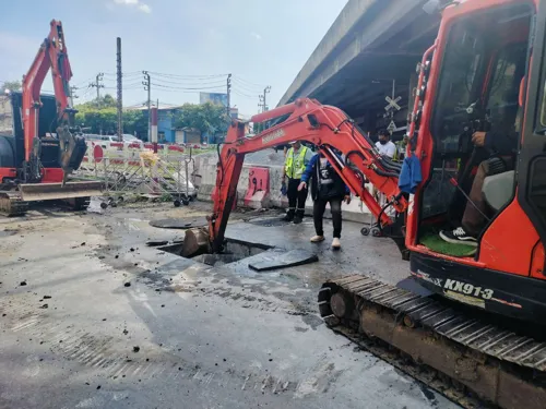 Oil Spill in Khlong Toei Requires Continued Monitoring; Pollution Control Department Detects 626 ppm VOCs, Preparing Oil Fingerprint Testing