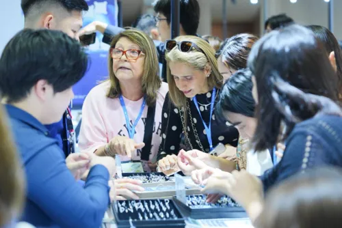 Jewellers call for more trade deals to boost Thai exports