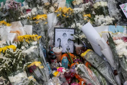 Thai PM suspends firearm purchase licences after school shooting