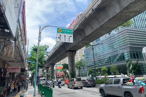 Electric Train Catalyzes Saphan Khwai District Transformation; Major Developers Rush Condo Projects