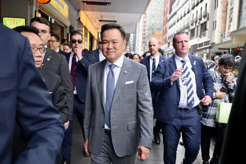 PM Stimulates Thai-Australian Investment, Courts 53 Major Businesses