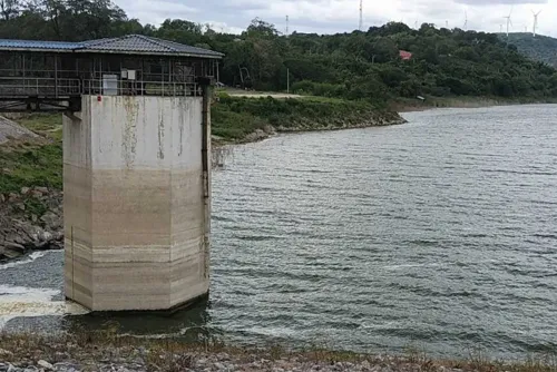 NE faces drought as South braces for floods
