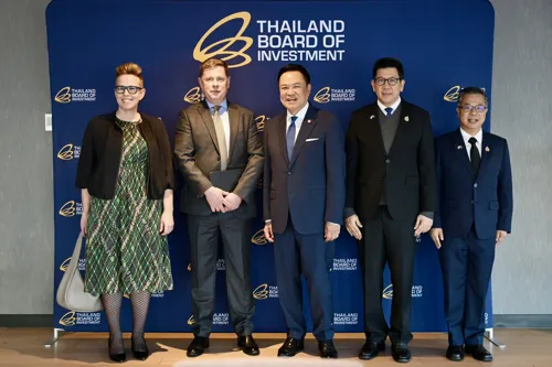 PM Discusses Two Major New Zealand Businesses Poised to Invest in Thailand—Establishing Fruit Distribution Hub and Indoor Theme Park