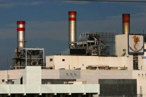 Small nuclear reactor plans begin