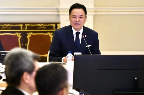 PM Orders Data Center Board to Urgently Establish Standards and Close Regulatory Loopholes for Balanced Digital Economy