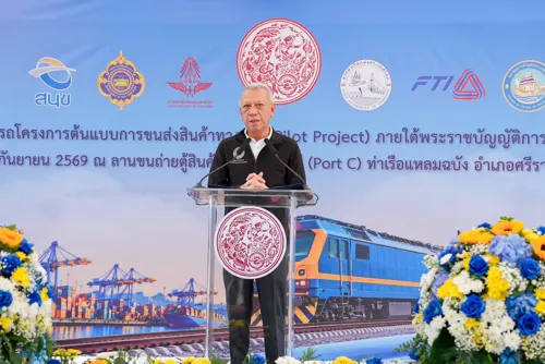 Transport Minister Confirms Plan to Relocate Khlong Toei Port to Laem Chabang Within Current Government Term