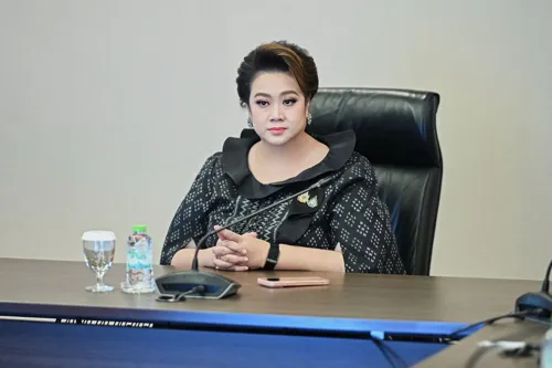 Minister orders tighter oversight of online platforms, pushes consumer protection law and explores class action lawsuits