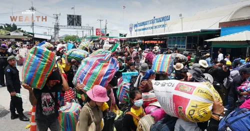 Cambodian workers flow out after border clashes, exposing vulnerabilities in Thailand's economy built on low-cost cross-border labor