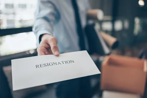 Sign an Employment Contract with Your New Employer Before Submitting Your Resignation