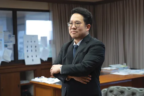 Ministry of Public Health Strikes Deals with 8 Pharma Giants to Attract Global Capital and Boost Health Economy