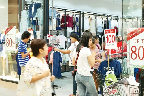Thai Retail Association Proposes Government Stimulus Measures to Boost Consumer Spending and Control Cheap Imports