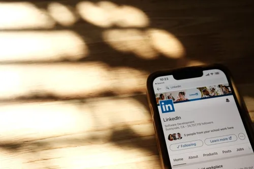 LinkedIn Takes Action: Adds "AI Slop" Report Button to Remove Low-Quality Posts and Restore Feed Authenticity
