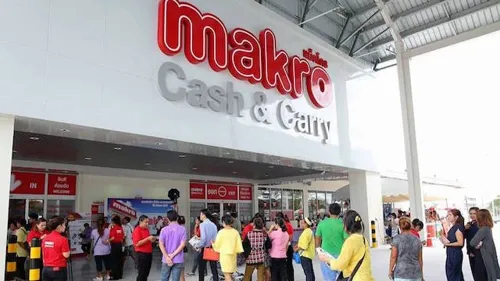 Cambodia Warns of Boycott Poison: Thailand's Lesson from Mac Boonstra's Permanent Closure on July 31