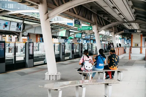 CEO of World's Largest Workspace Provider: Commuting Will Be Extinct by 2040