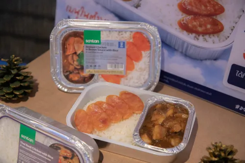 SEE FAH Celebrates 90 Years, Partners with AirAsia to Bring Signature Menu Items to Flights