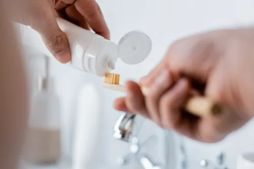 FDA Clarifies: 5,000 ppm Fluoride Toothpaste is a Controlled Medicine – Who Should Use It