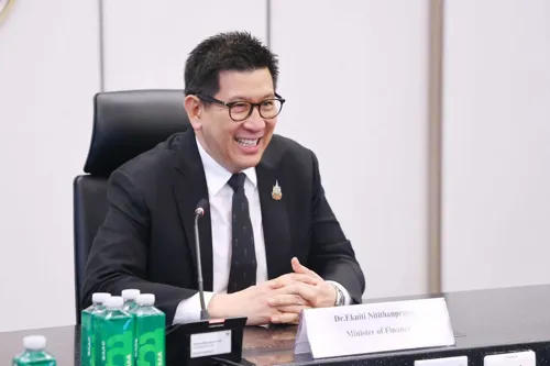 Deputy PM Ekniti Calls Bangkok Governor to Discuss Data Center Board This Friday; Preparing to Overhaul System and Close Legal Loopholes