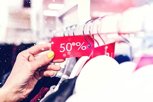 Businesses Are Collapsing Due to "Wrong Discounting" — Try The Art Of Discounting Strategy First